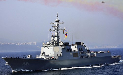 韩国军方一位消息人士今天表示,韩国计划在本月为"宙斯盾"驱逐舰购买