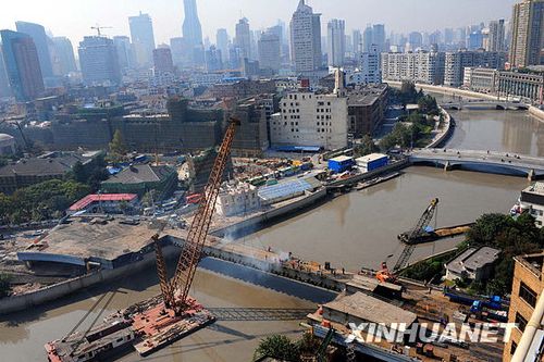 上海吴淞路闸桥拆除外滩地下通道将开通组图